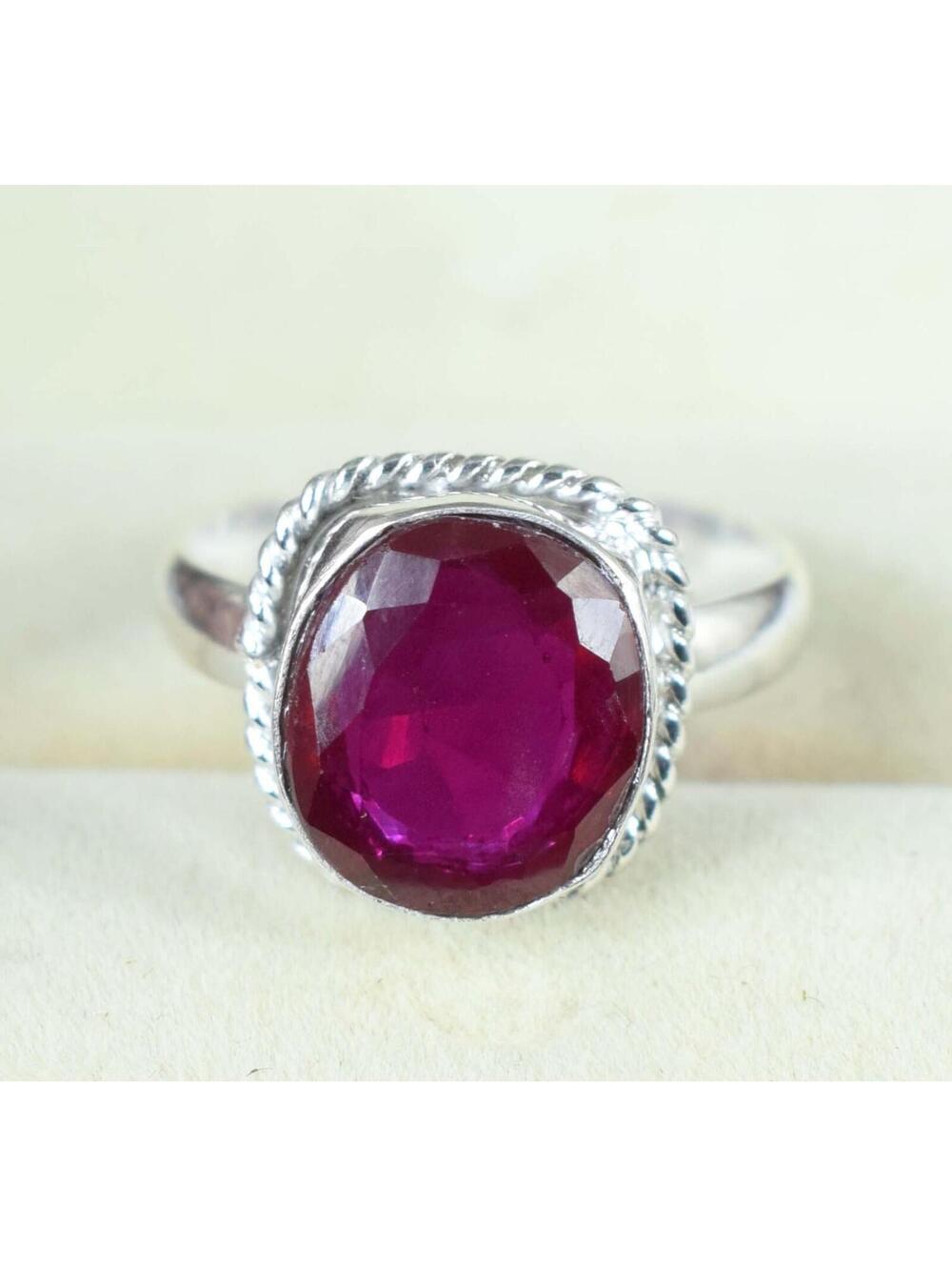 13.75 Ct Natural Utah Beryl Bixbite Red Emerald Oval Gemstone